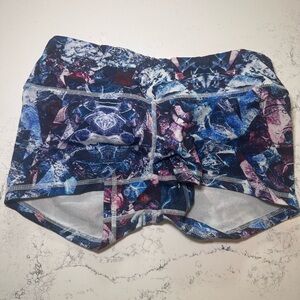 Fleo great condition size small shorts